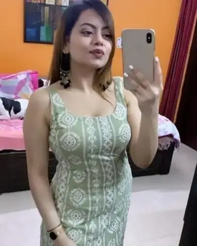 Call Girl in Colonelganj